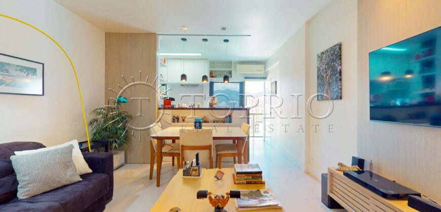 Apartamento reformado de 75m², em Ipanema