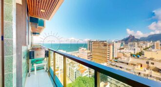 Apartamento reformado de 75m², em Ipanema