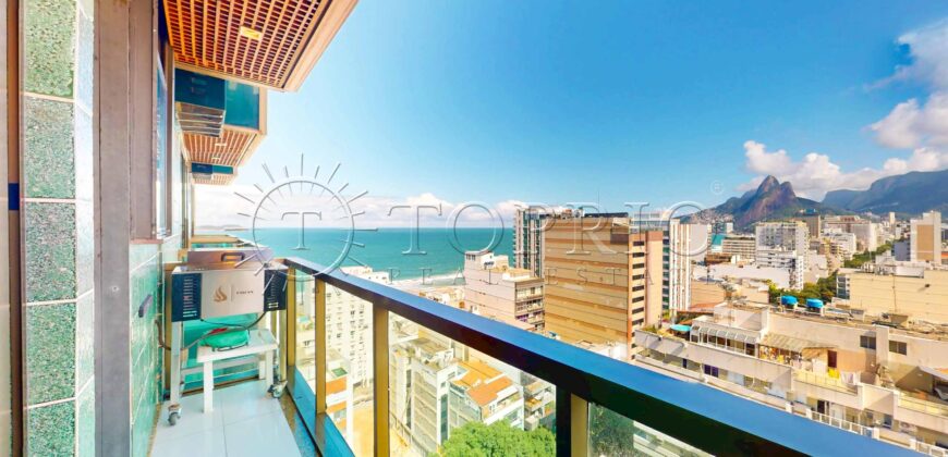 Apartamento reformado de 75m², em Ipanema