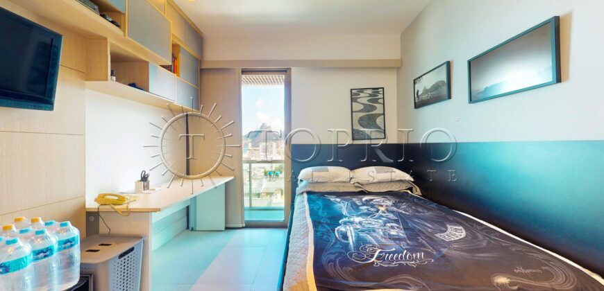 Apartamento reformado de 75m², em Ipanema