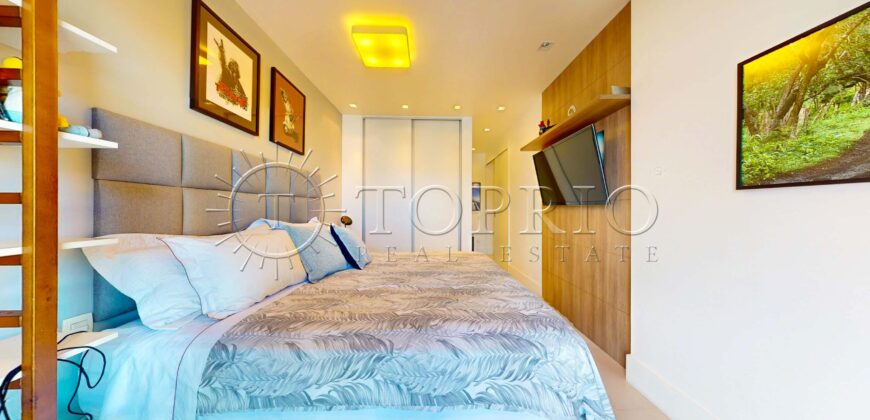 Apartamento reformado de 75m², em Ipanema