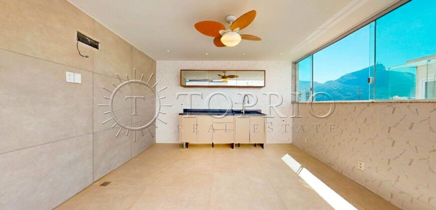 Cobertura Triplex Reformada no Leblon – Vista para o Dois Irmãos e Conforto Total