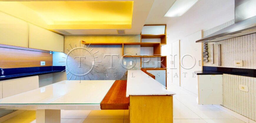 Apartamento de 138 m², localizado na Lagoa Rodrigo de Freitas