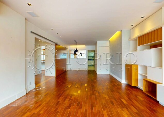 Apartamento de 138 m², localizado na Lagoa Rodrigo de Freitas