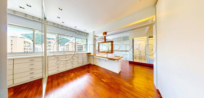 Apartamento de 138 m², localizado na Lagoa Rodrigo de Freitas