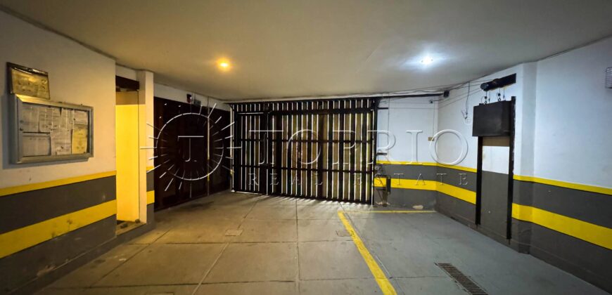 Apartamento Reformado de 146 m² à Venda na Rua Vinícius de Moraes – Ipanema