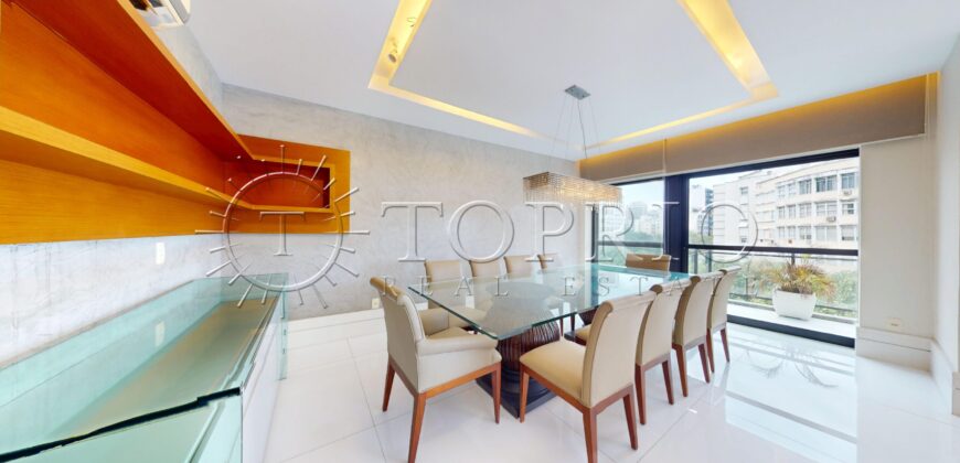 Apartamento Reformado de 231 m² no Leblon