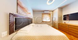 Apartamento de 200 m² reformado na Avenida Delfim Moreira