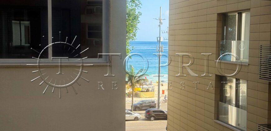 Apartamento de 200 m² reformado na Avenida Delfim Moreira