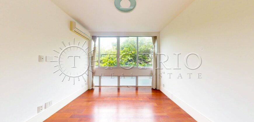 Cobertura Triplex Reformada de 415 m² em Ipanema – Rua Joana Angélica, Sol da Manhã