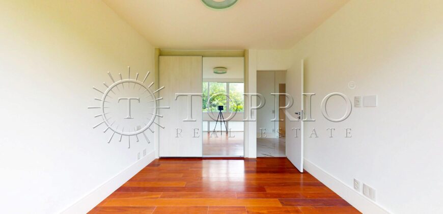 Cobertura Triplex Reformada de 415 m² em Ipanema – Rua Joana Angélica, Sol da Manhã