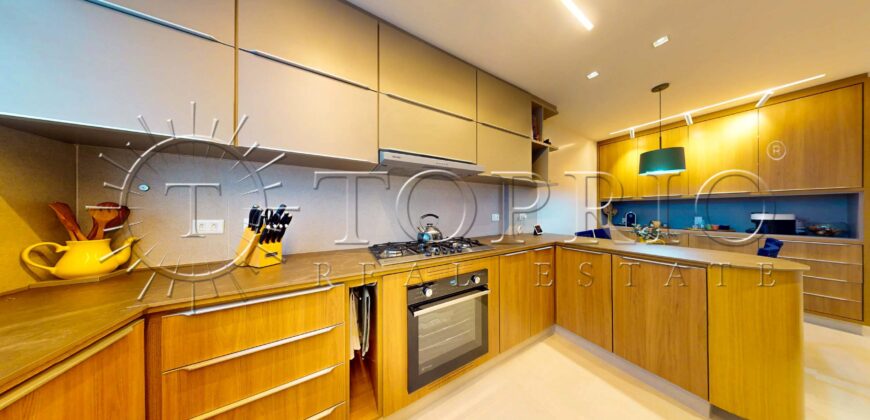Apartamento de 200 m² reformado na Avenida Delfim Moreira