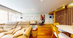 Apartamento de 200 m² reformado na Avenida Delfim Moreira