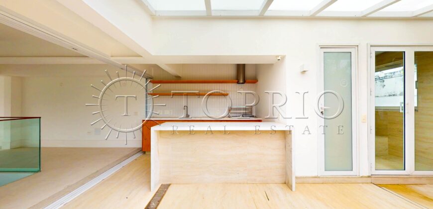 Cobertura Triplex Reformada de 415 m² em Ipanema – Rua Joana Angélica, Sol da Manhã