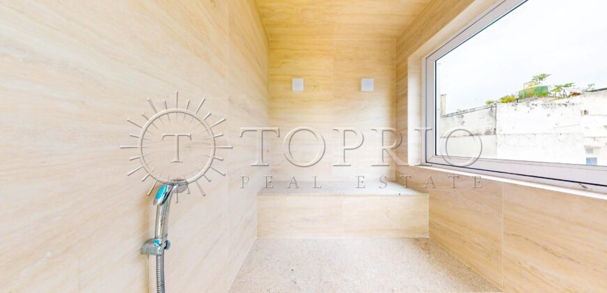 Cobertura Triplex Reformada de 415 m² em Ipanema – Rua Joana Angélica, Sol da Manhã