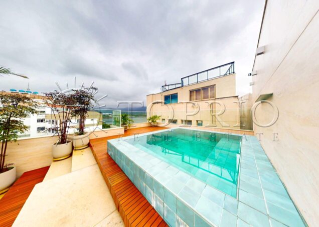 Cobertura Triplex Reformada de 415 m² em Ipanema – Rua Joana Angélica, Sol da Manhã