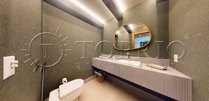 Apartamento de 200 m² reformado na Avenida Delfim Moreira