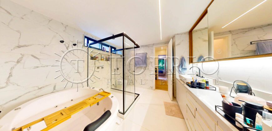 Cobertura Triplex de 455 m² na Rua Sambaíba – Vista para o Mar e o Morro Dois Irmãos