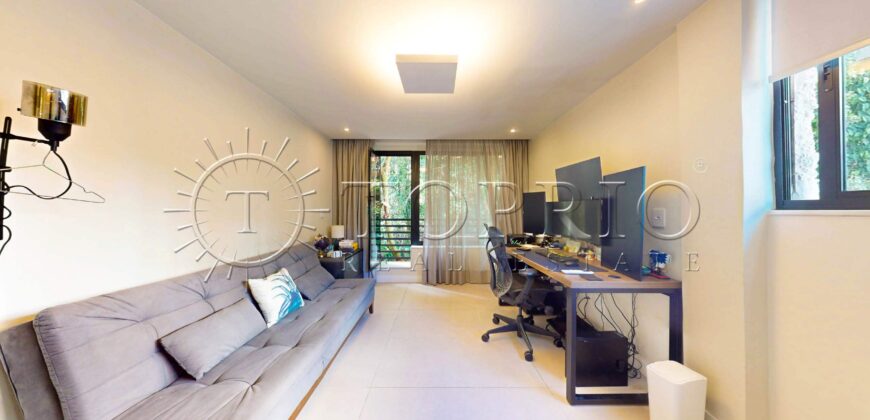 Cobertura Triplex de 455 m² na Rua Sambaíba – Vista para o Mar e o Morro Dois Irmãos