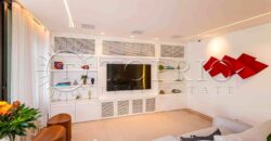 Apartamento de 212 m² na quadra da Praia do Leblon – Reformado e pronto para morar