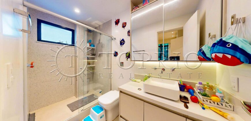 Cobertura Triplex de 455 m² na Rua Sambaíba – Vista para o Mar e o Morro Dois Irmãos