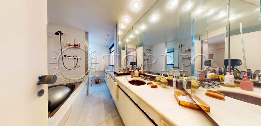 Apartamento de 260 m² na Avenida Delfim Moreira – Vista Frontal para o Mar do Leblon