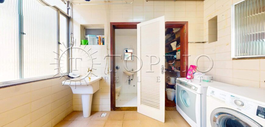 Apartamento de 301 m² no Leblon – Amplo, indevassável e próximo ao Jockey Clube