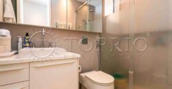 Apartamento de 212 m² na quadra da Praia do Leblon – Reformado e pronto para morar