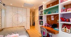 Apartamento de 212 m² na quadra da Praia do Leblon – Reformado e pronto para morar