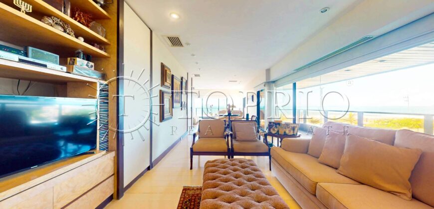 Apartamento de 260 m² na Avenida Delfim Moreira – Vista Frontal para o Mar do Leblon