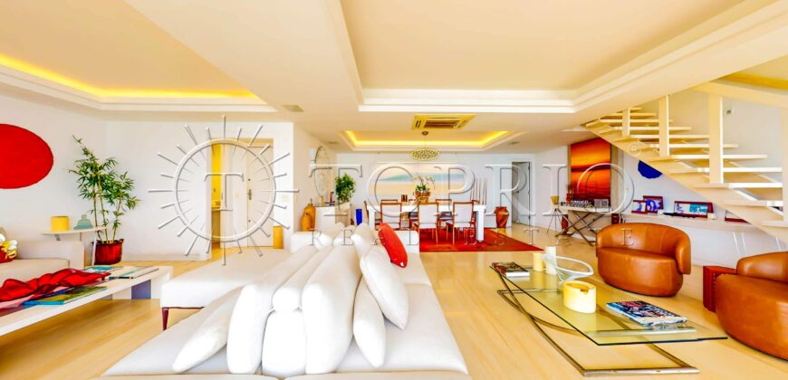 Cobertura Duplex de 376 m² com Vista Frontal para o Mar no Leblon