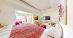 Cobertura Duplex de 376 m² com Vista Frontal para o Mar no Leblon