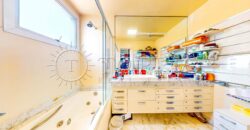 Cobertura Duplex de 376 m² com Vista Frontal para o Mar no Leblon