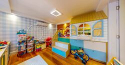 Cobertura Triplex de 430 m² Super Reformada no Leblon