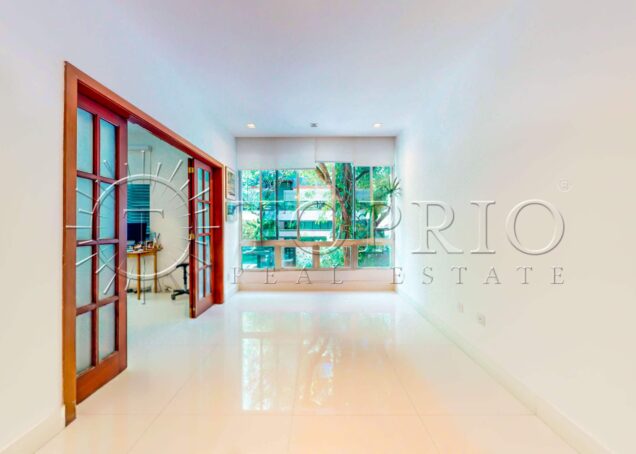 Apartamento Reformado de 85 m² em Ipanema – Charme, Luz Natural e Localização Privilegiada