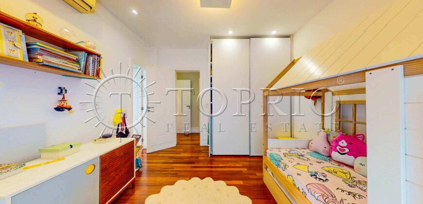 Apartamento Reformado de 316 m² com 5 Quartos no Alto Leblon