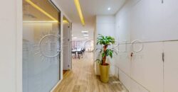 Sala comercial reformada, com 139 m², localizada no melhor Centro Empresarial de Botafogo.