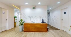 Sala comercial reformada, com 139 m², localizada no melhor Centro Empresarial de Botafogo.