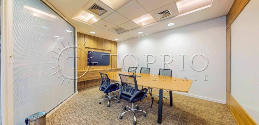 Sala comercial reformada, com 139 m², localizada no melhor Centro Empresarial de Botafogo.