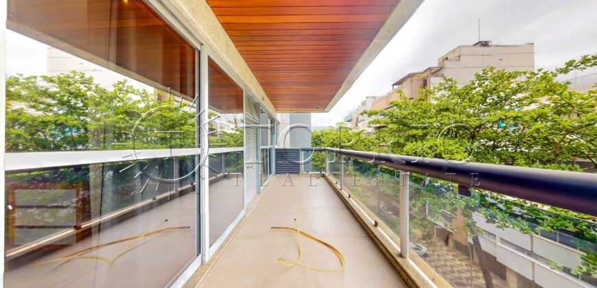 Cobertura Quadriplex de 559 m² em Ipanema – Vista Deslumbrante