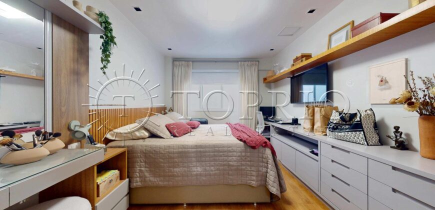 Apartamento reformado de 123 m² à venda próximo à Lagoa Rodrigo de Freitas