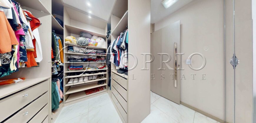 Apartamento Reformado de 182 m² em Copacabana – Vista para o Mar e Cristo Redentor