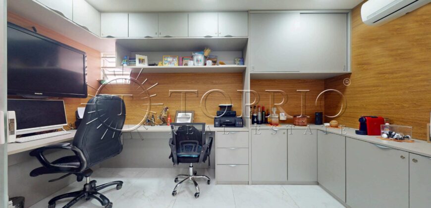 Apartamento Reformado de 182 m² em Copacabana – Vista para o Mar e Cristo Redentor