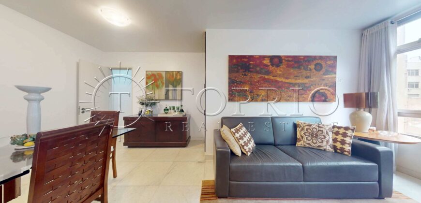 Apartamento mobiliado de 117 m² para locação em Ipanema a poucos passos da praia