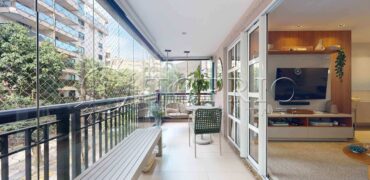 Apartamento reformado de 123 m² à venda próximo à Lagoa Rodrigo de Freitas