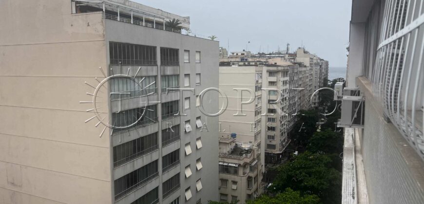 Apartamento Reformado de 182 m² em Copacabana – Vista para o Mar e Cristo Redentor