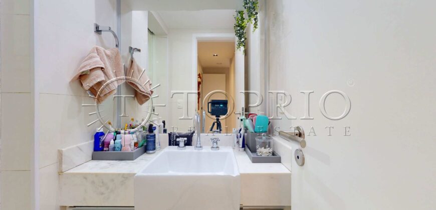 Apartamento reformado de 123 m² à venda próximo à Lagoa Rodrigo de Freitas