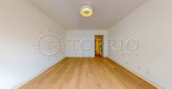 Apartamento de 370 m² reformado à venda na Avenida Atlântica, Copacabana, com vista para o mar e 2 vagas