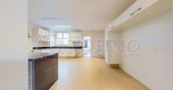 Apartamento de 370 m² reformado à venda na Avenida Atlântica, Copacabana, com vista para o mar e 2 vagas