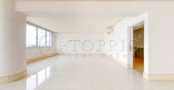 Apartamento de 370 m² reformado à venda na Avenida Atlântica, Copacabana, com vista para o mar e 2 vagas